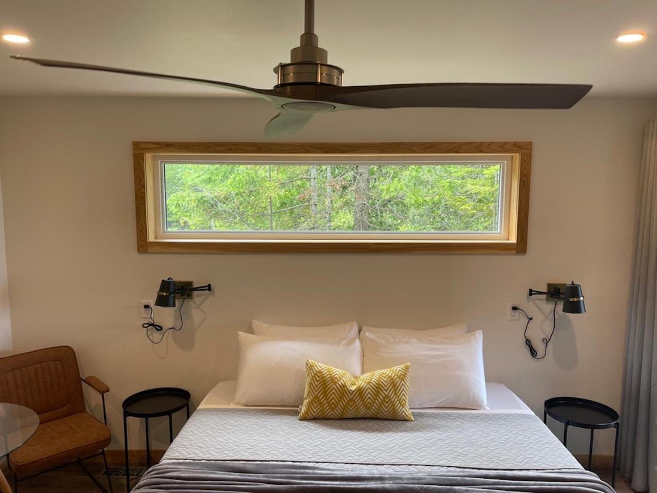Stone Cove Waterfront Adults Only B&B トバーモリー エクステリア 写真